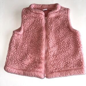 🙂4/$20 Old Navy Fleece Vest